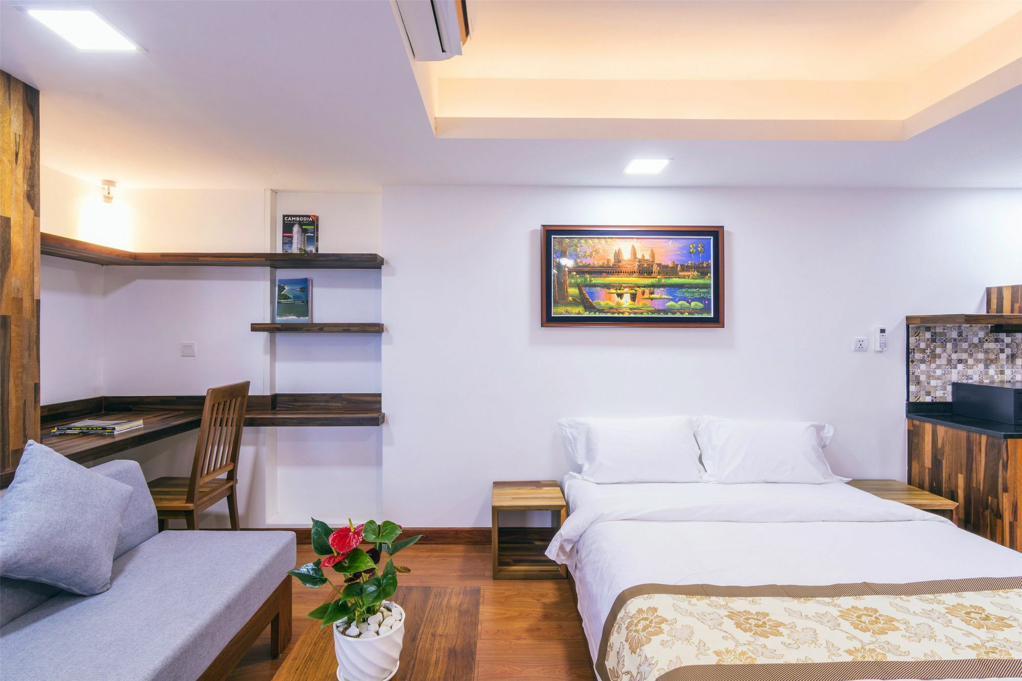 City Comfort Hotel Royal Palace Phnom Penh Exterior photo